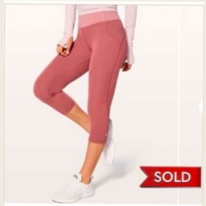Lululemon Quick Feet Crop 19"
Auburn / Quicksand